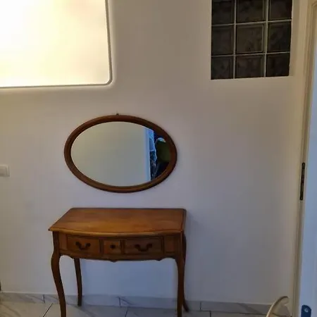 Lateraln Marina New Apartment Vir